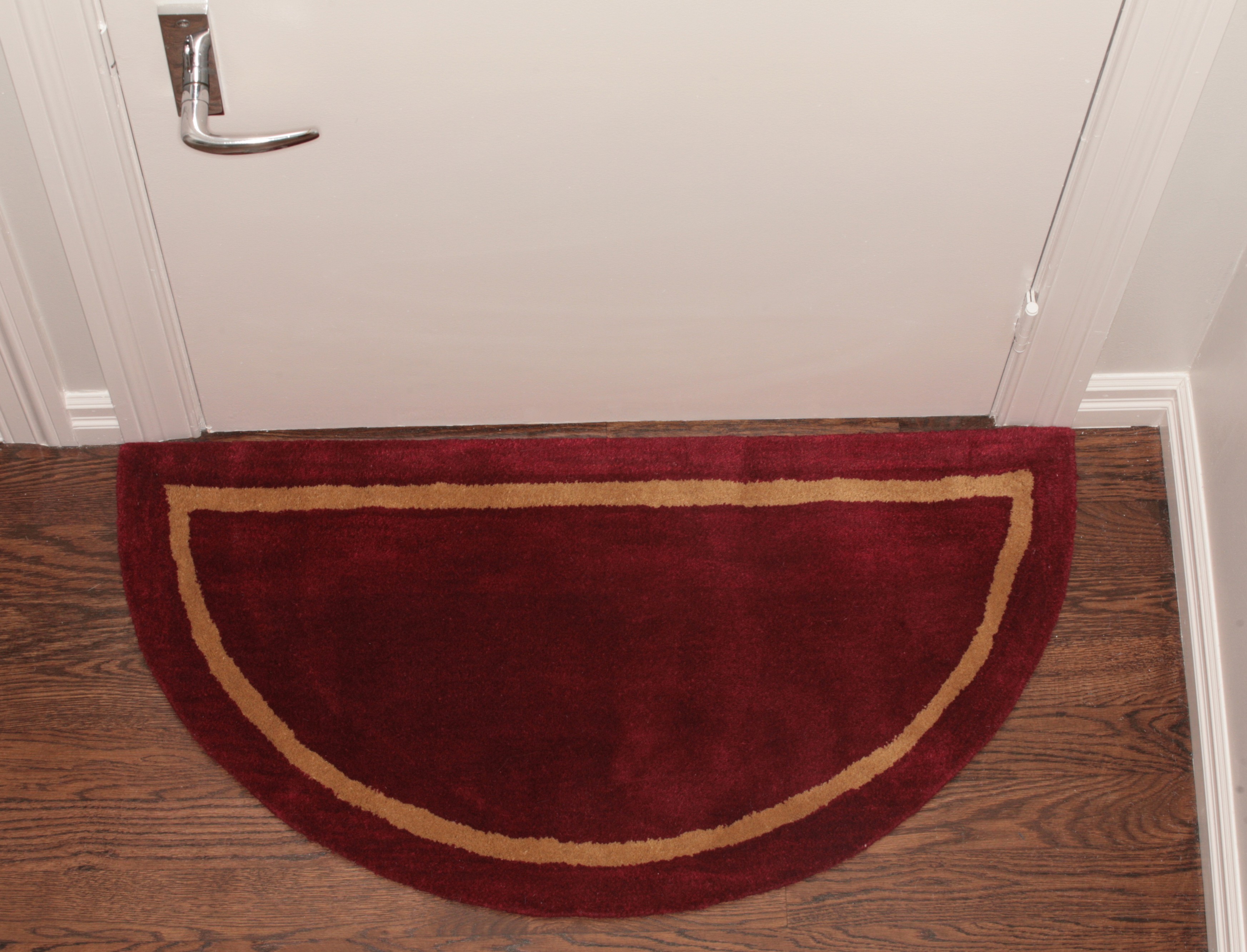 Deluxe Comfort Henley Wool Rug Round and Half