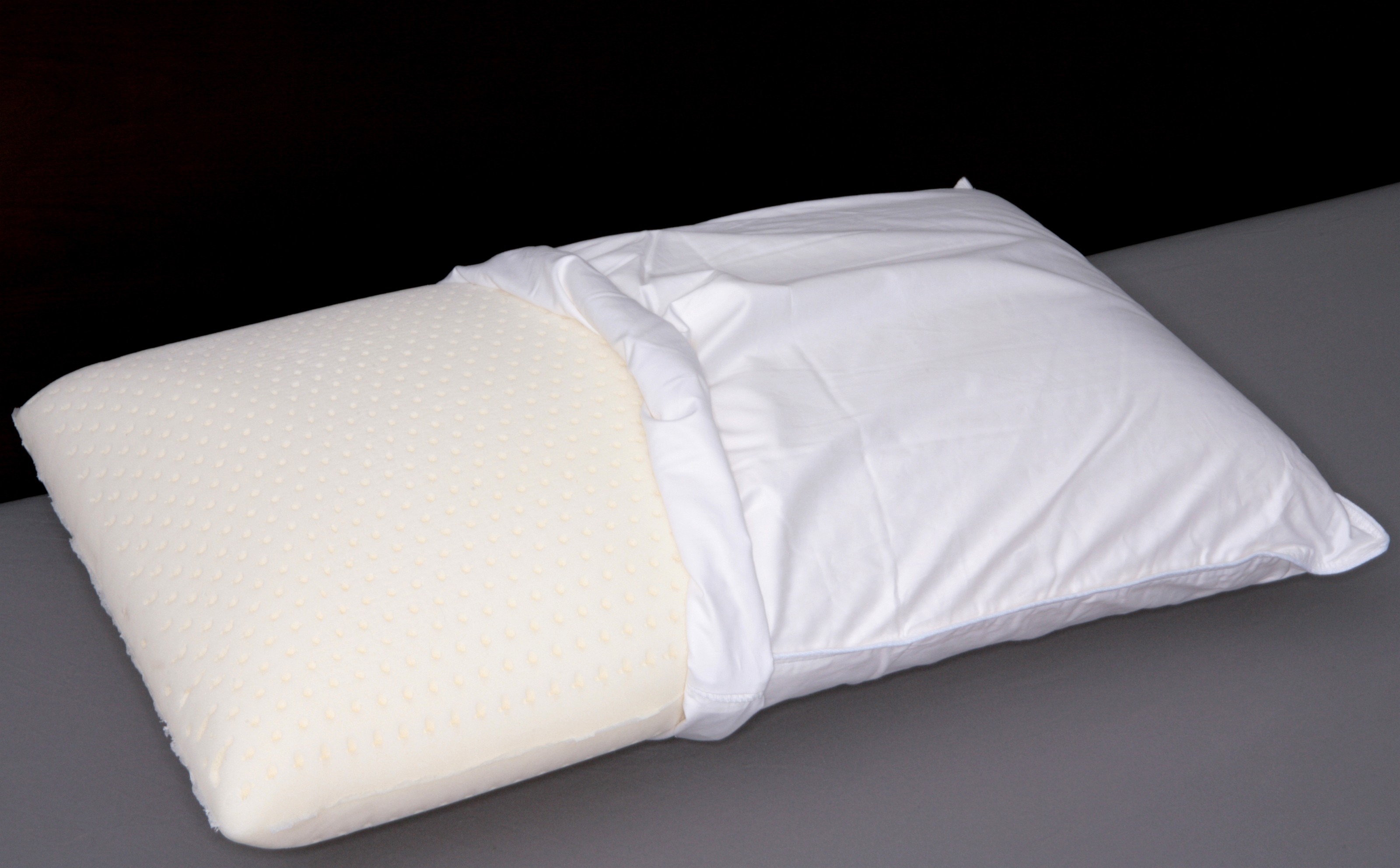 DeluxeComfort Soft Latex Pillow 3 Sizes Talalay latex