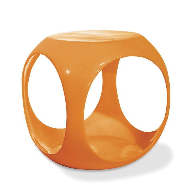 Table orange 2 Table orange 2